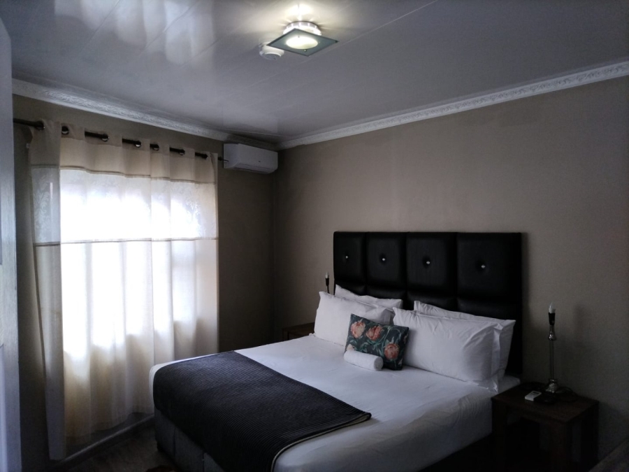 24 Bedroom Property for Sale in Amalinda Eastern Cape